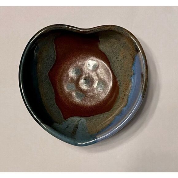 MudWorks USA Pottery Heart Shaped Dish Multi Color - Picture 2 of 6